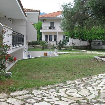 Aneton Aparthotel Chrysi Ammoudia Exterior photo