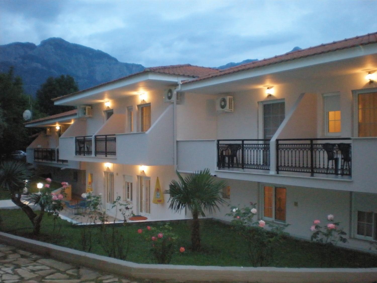 Aneton Aparthotel Chrysi Ammoudia Exterior photo