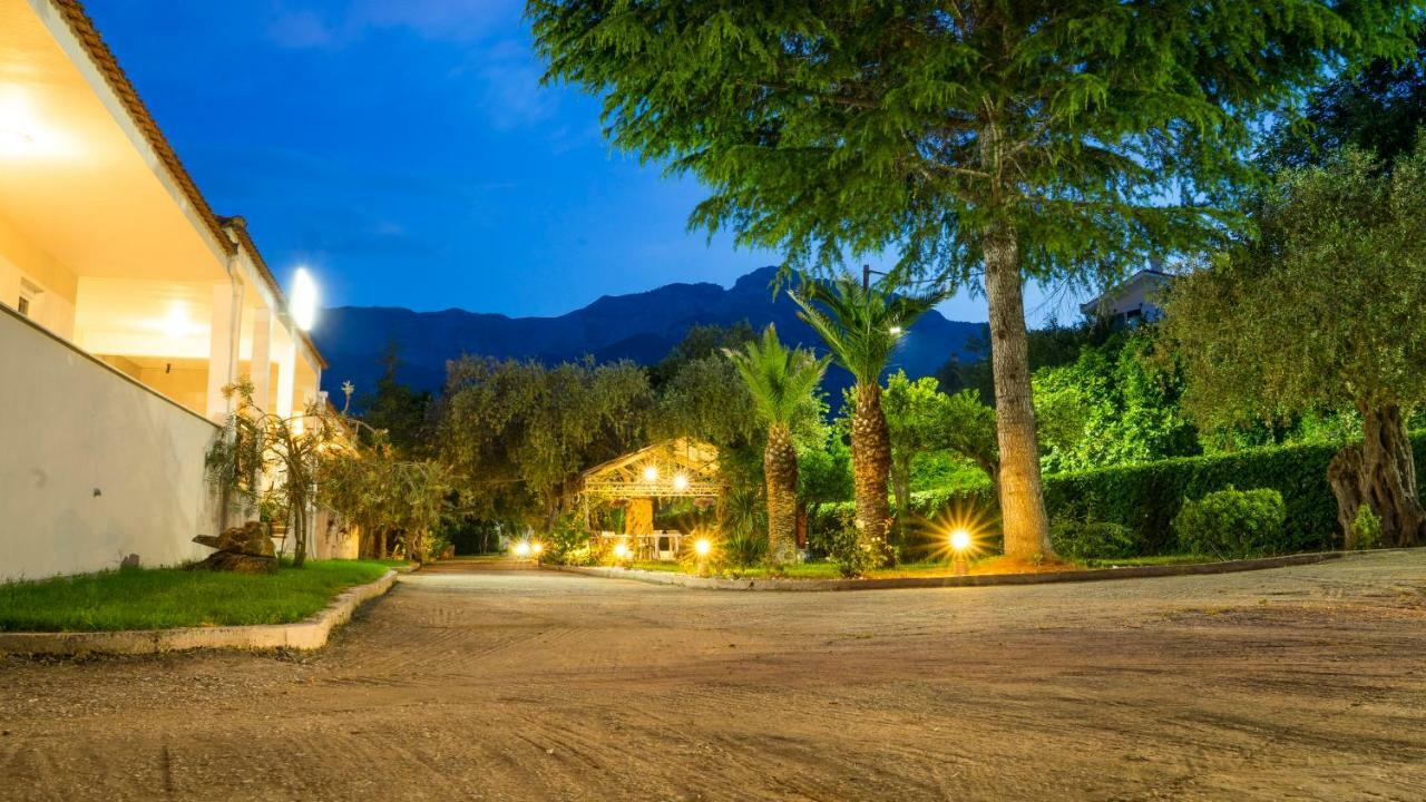 Aneton Aparthotel Chrysi Ammoudia Exterior photo