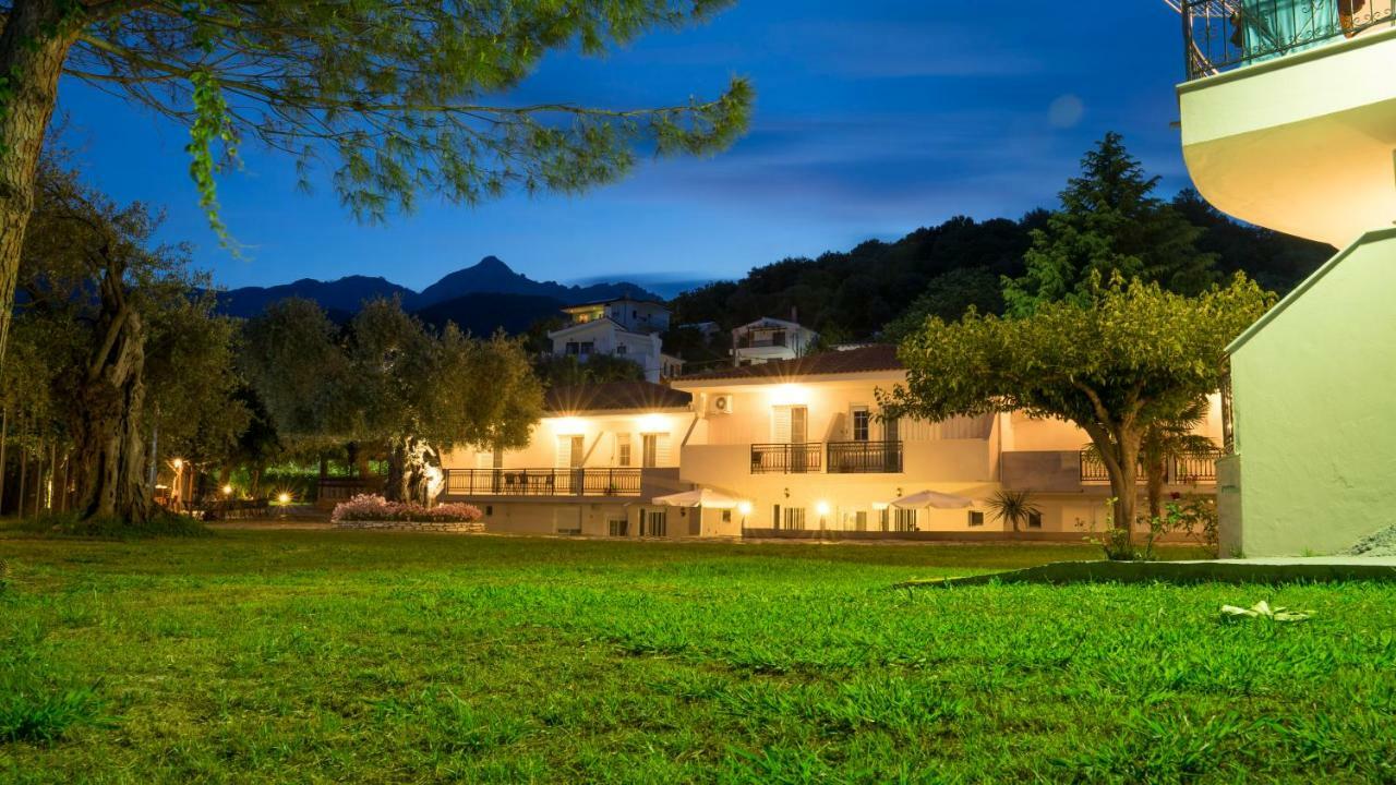 Aneton Aparthotel Chrysi Ammoudia Exterior photo