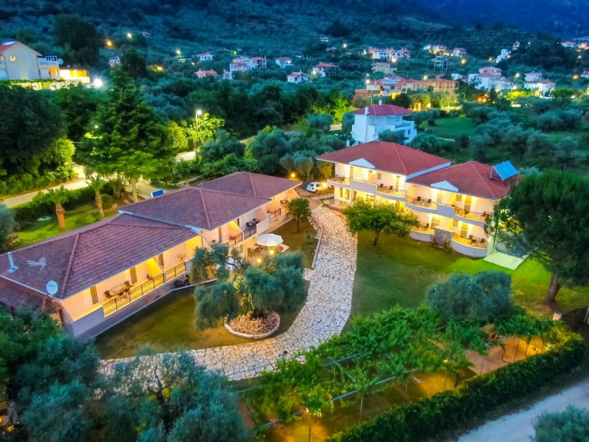 Aneton Aparthotel Chrysi Ammoudia Exterior photo
